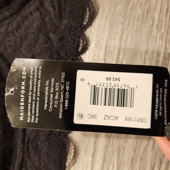 NEW Maidenform Wireless Bra - Picture 4 of 6